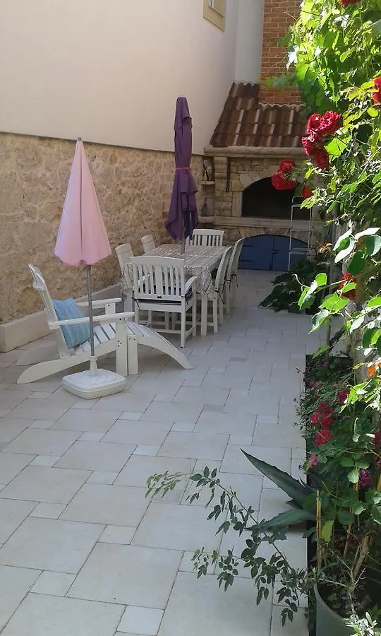 Apartment Elda Petrcane